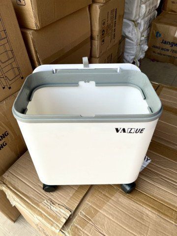 THÙNG RÁC VALUE CÓ BÁNH XE CAO CẤP